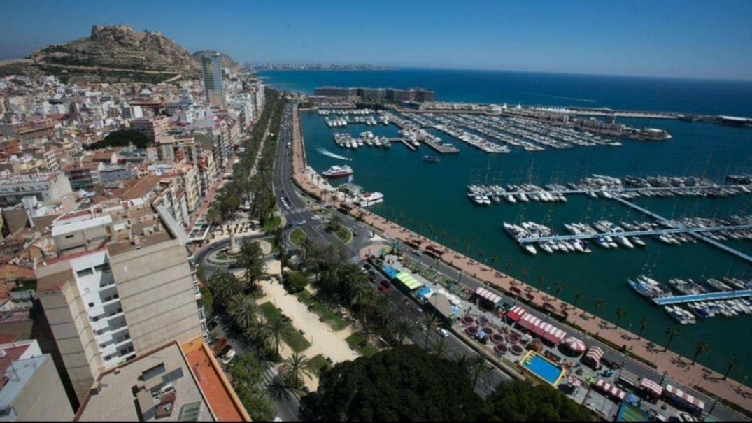 Apartamento Casaturis En El Corazon De Alicante A118 Bagian luar foto