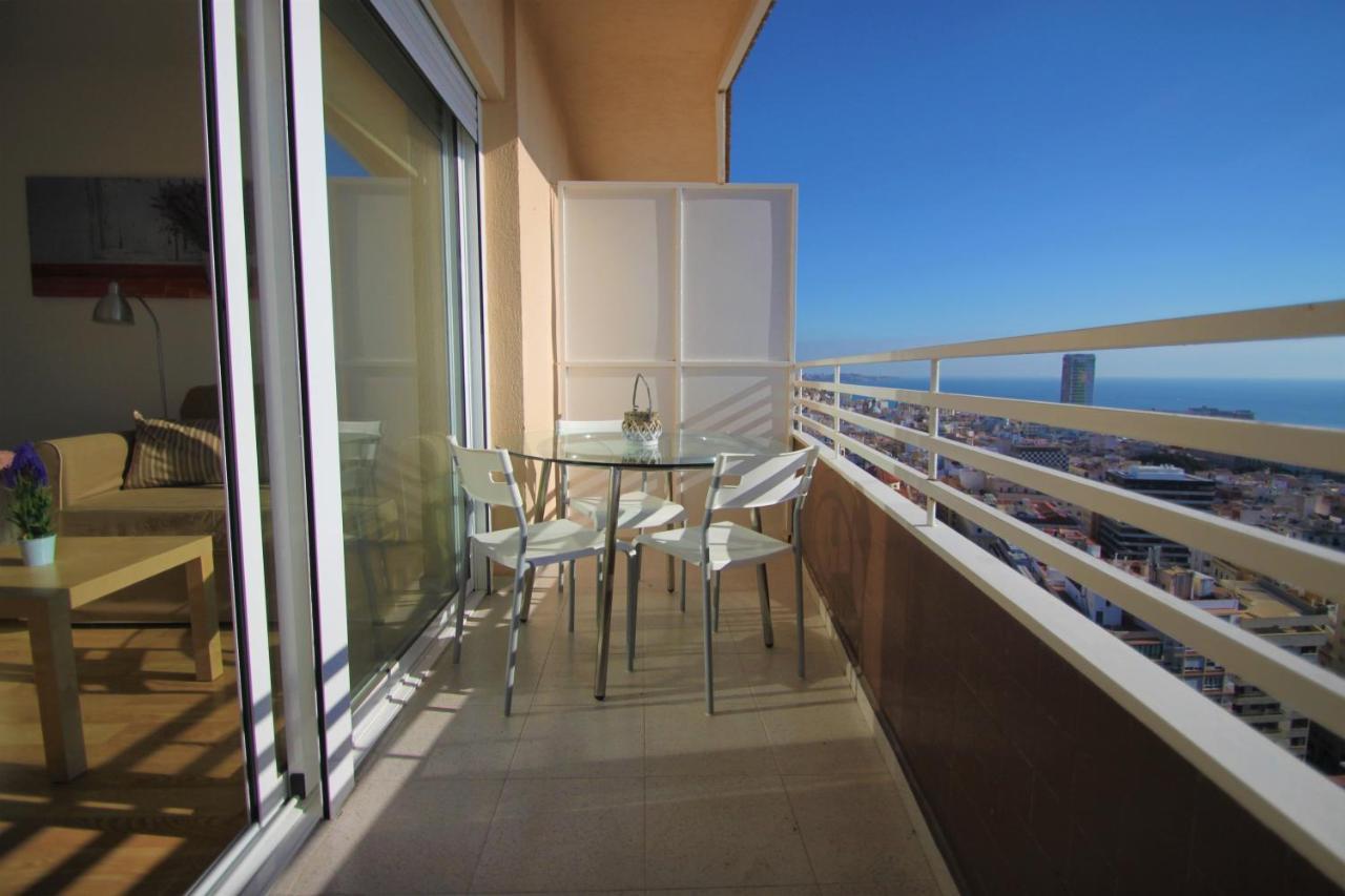 Apartamento Casaturis En El Corazon De Alicante A118 Bagian luar foto